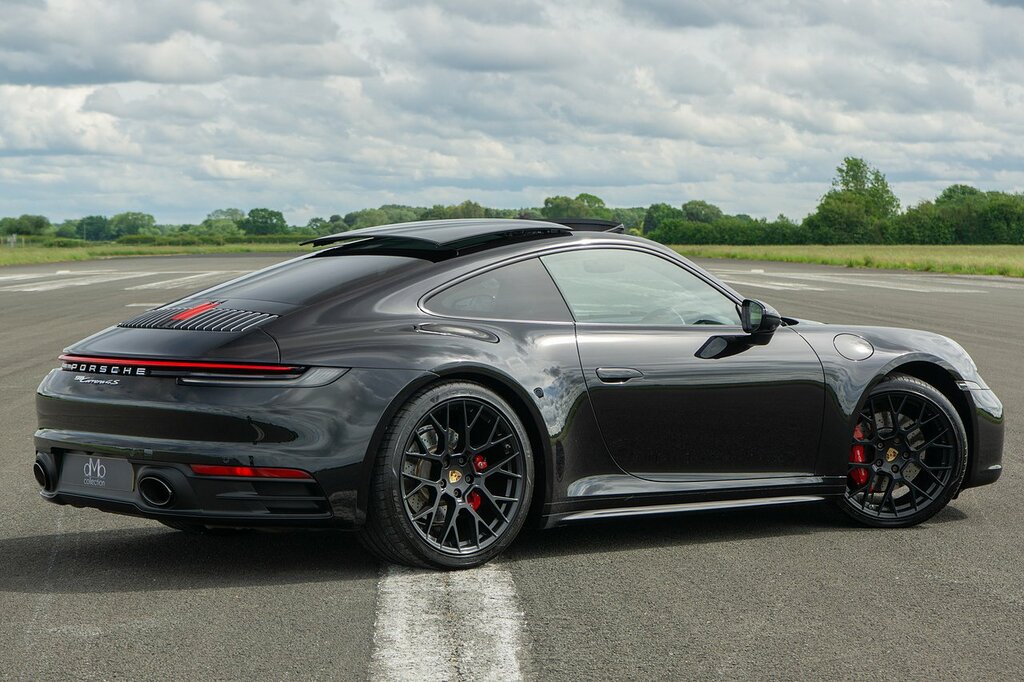 Porsche 911 T 992 Carrera 4S Black #2
