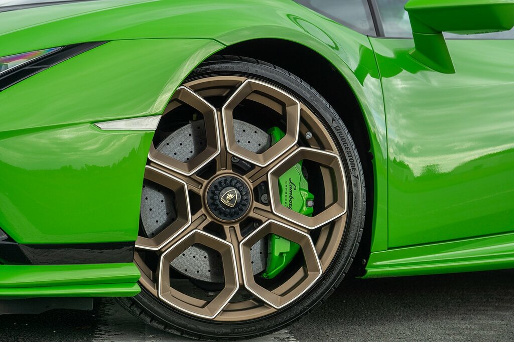 Lamborghini Huracan Tecnica Black #7