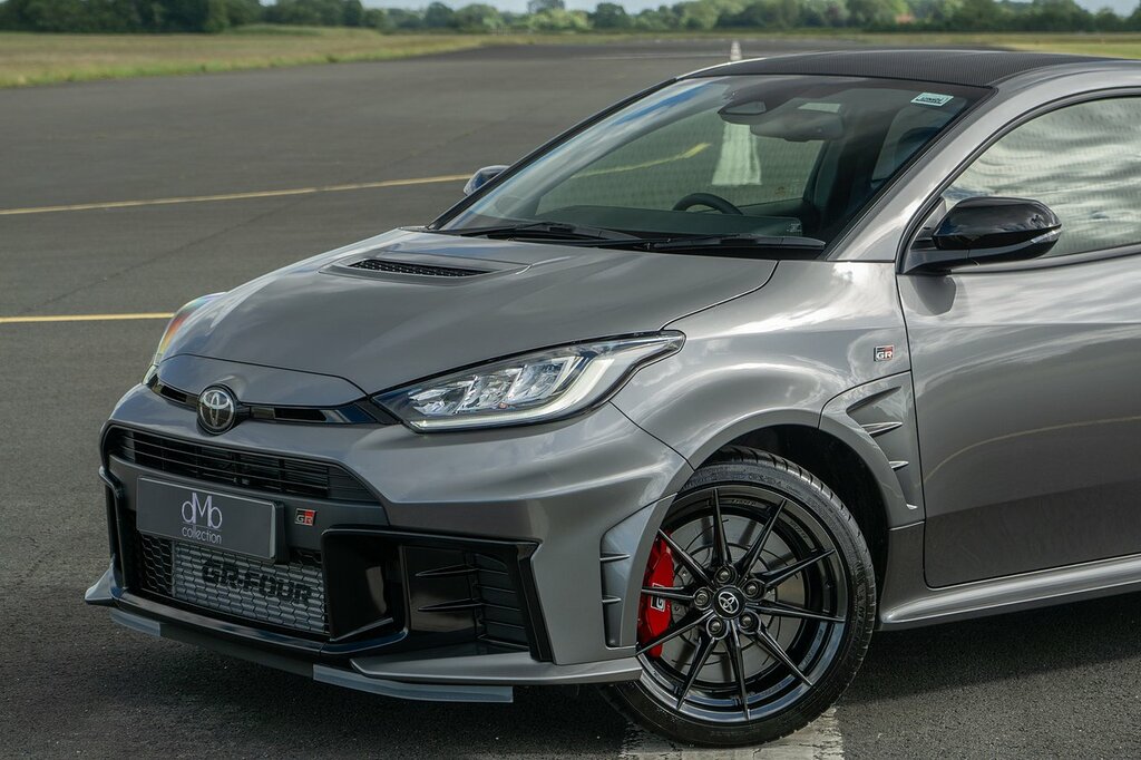 Toyota Yaris T Gr Aero Performance GR26GAZ Grey #5