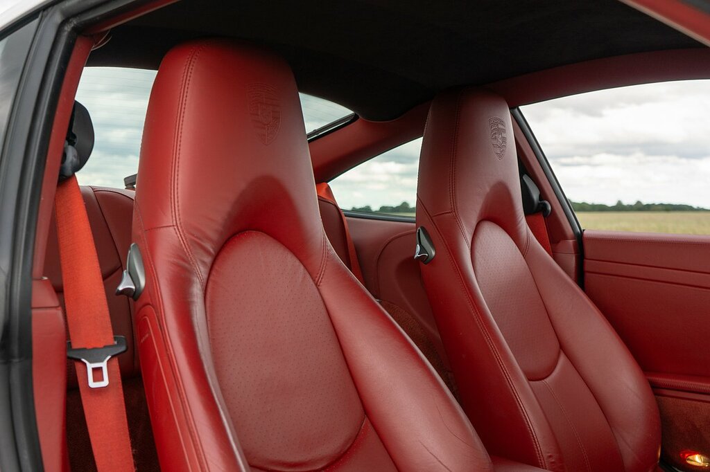 Porsche 911 997 Carrera S White #4