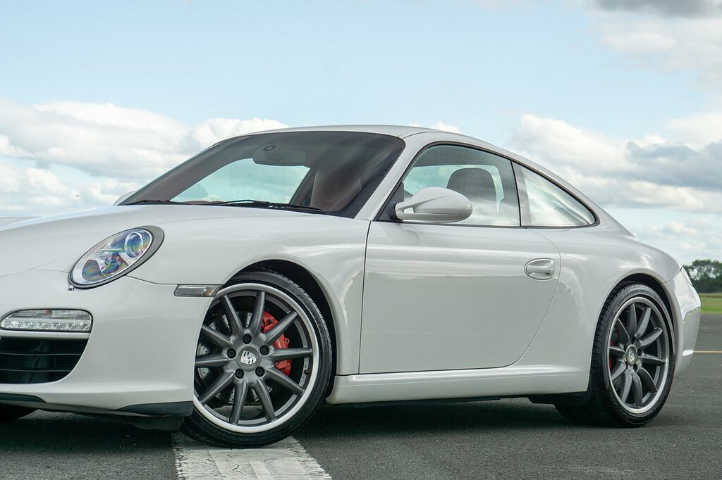 Porsche 911 997 Carrera S White #6