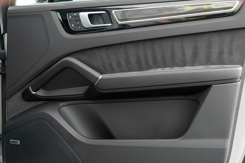 Porsche Cayenne Tiptronic S  #25
