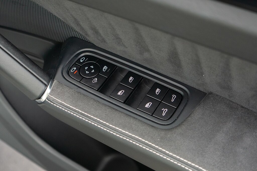 Porsche Cayenne Tiptronic S  #27