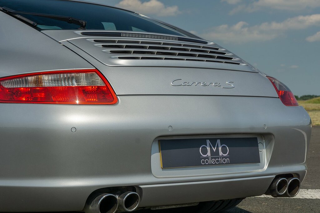 Porsche 911 S Tiptronic S Silver #17