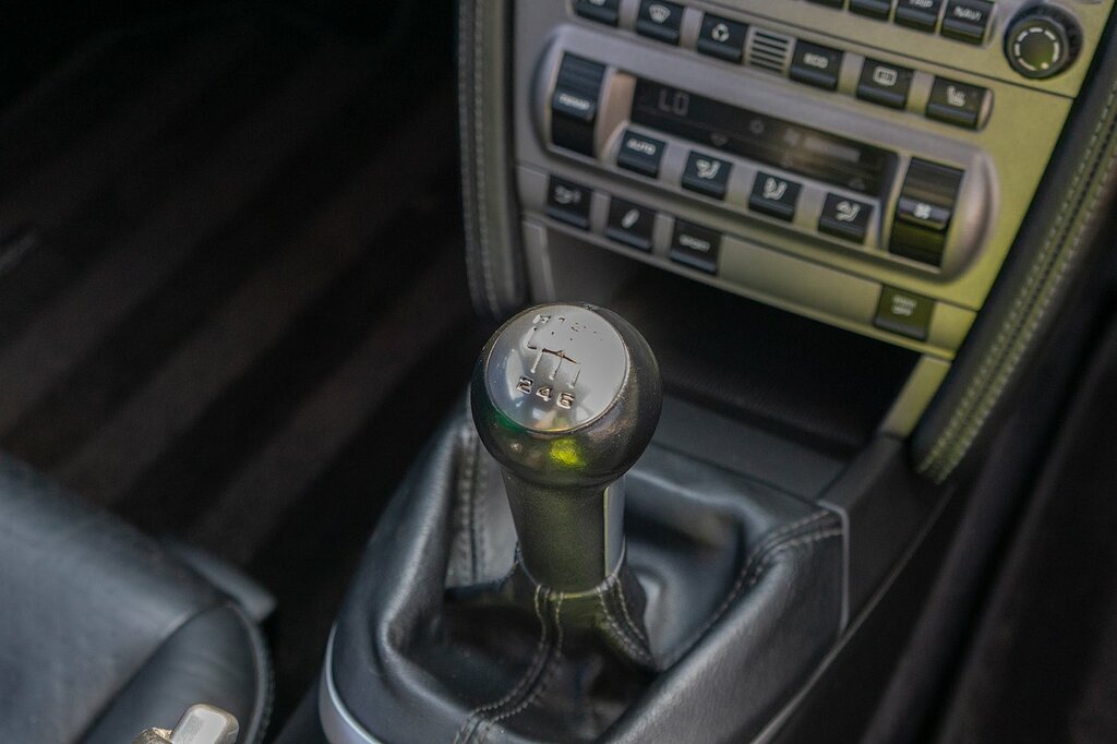 Porsche 911 S Tiptronic S Silver #33