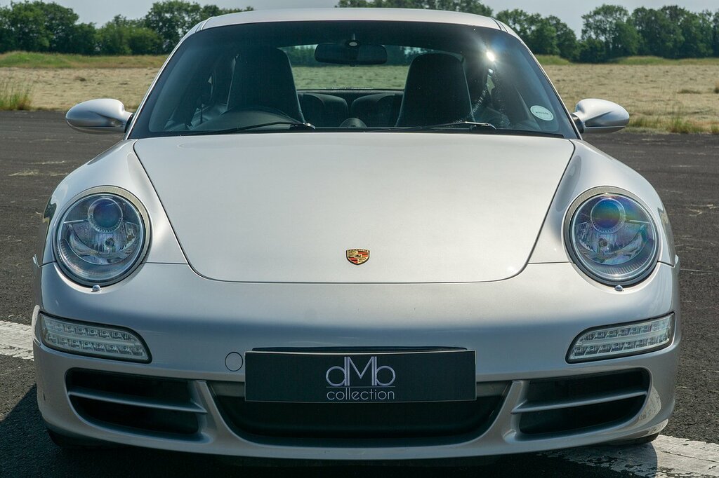 Porsche 911 S Tiptronic S Silver #10
