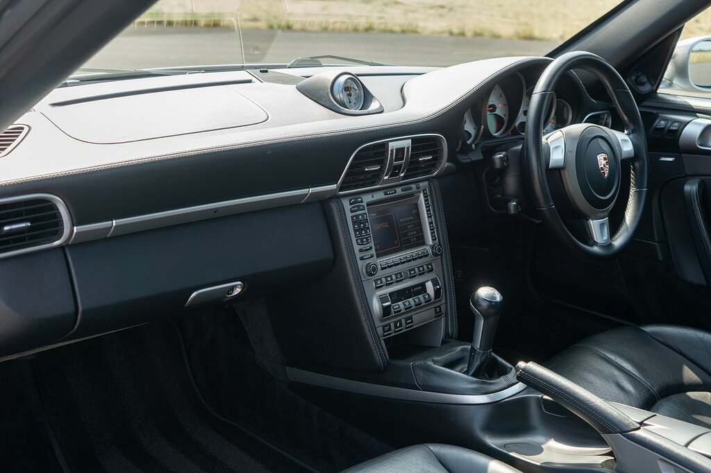 Porsche 911 S Tiptronic S Silver #35