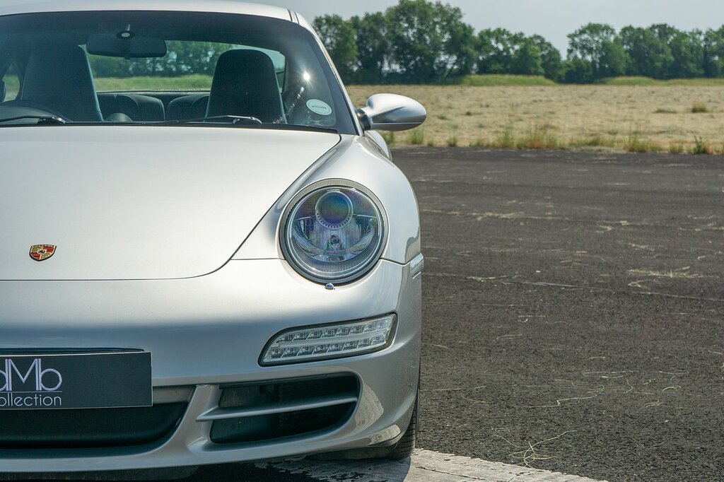 Porsche 911 S Tiptronic S Silver #9