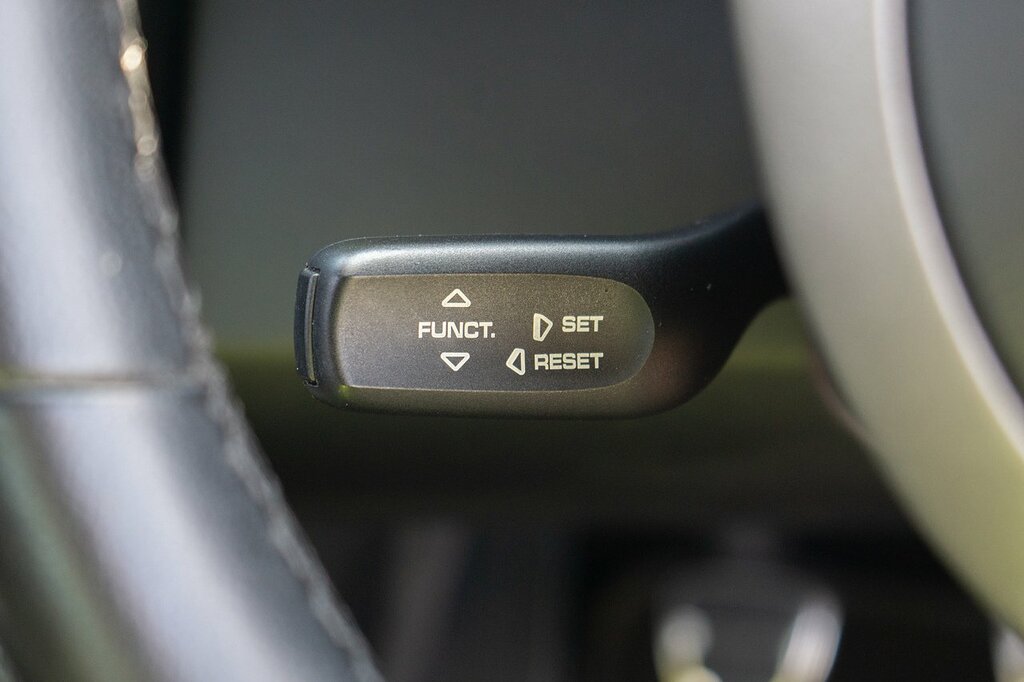 Porsche 911 S Tiptronic S Silver #28