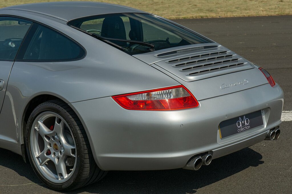 Porsche 911 S Tiptronic S Silver #12