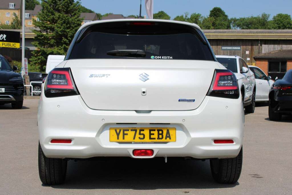 Suzuki Swift 1.2 Mild Hybrid Motion YF75EBA White #6