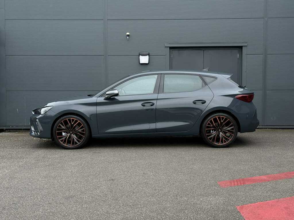 Cupra Leon 1.5 Etsi 150 V3 Dsg YK26KHF Blue #4