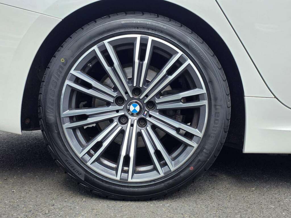 BMW 3 Series 318I M Sport Step YC71FBG White #5