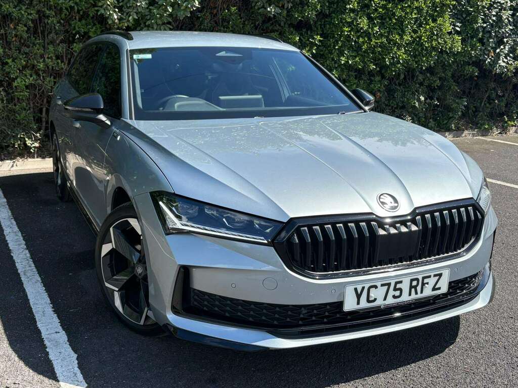 Skoda Superb 1.5 Tsi Iv Sportline Dsg YC75RFZ Silver