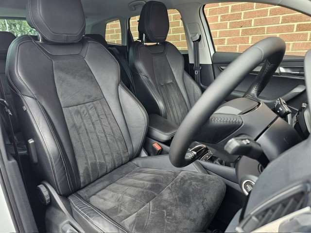 Skoda Karoq 1.0 Tsi Se L White #4