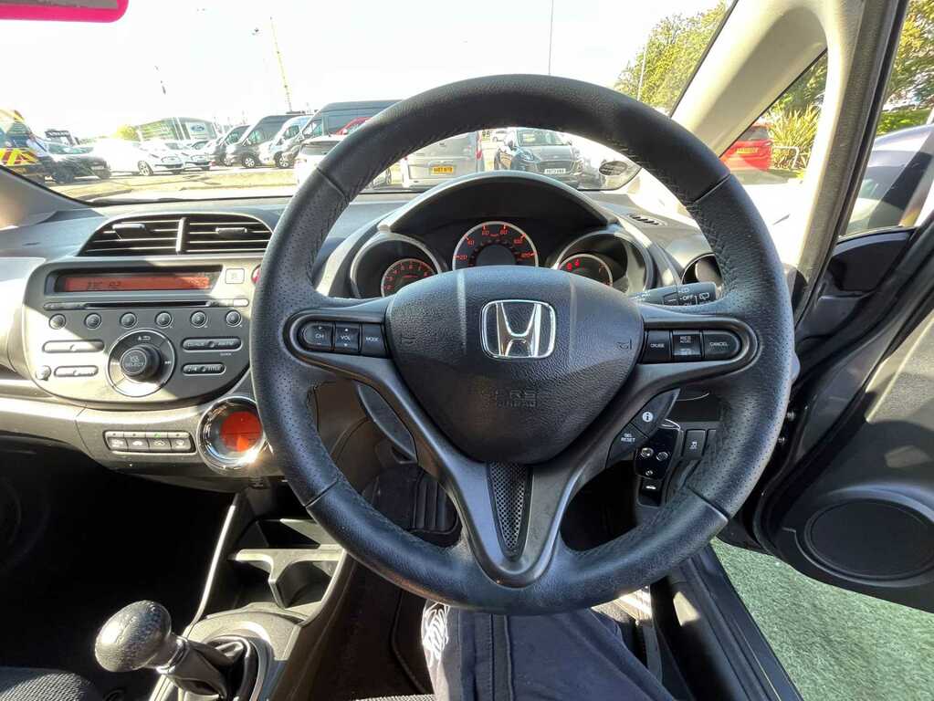 Honda Jazz 1.4 I-vtec Es Plus Grey #5
