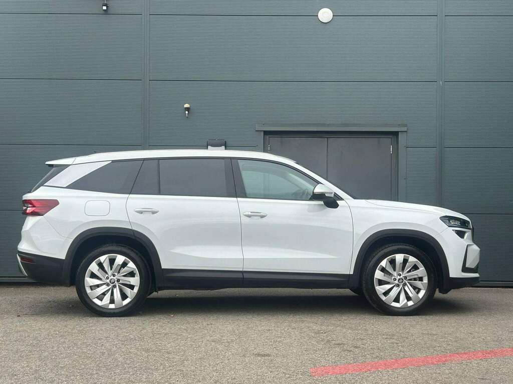 Skoda Kodiaq 1.5 Tsi E-tec Se L Dsg 7 Seat EJ75FUU White #4