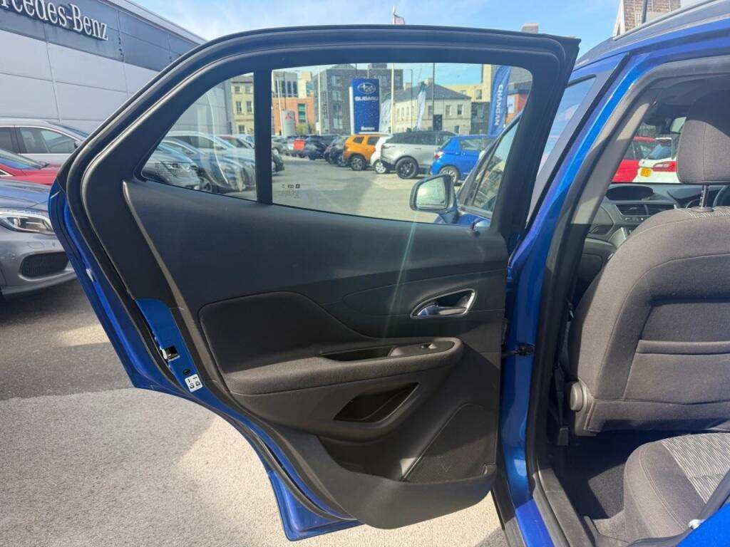Vauxhall Mokka 1.6I Exclusiv Blue #4