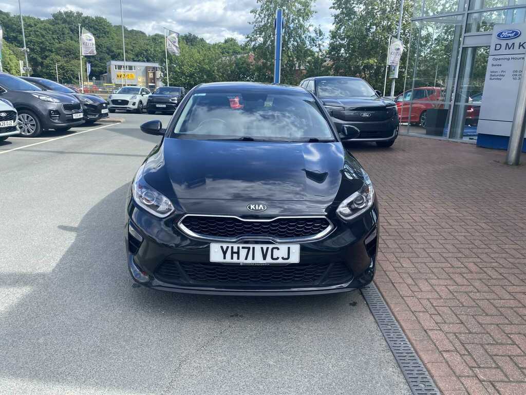 Kia Ceed 1.6 Crdi 48V Isg 2 Nav Black