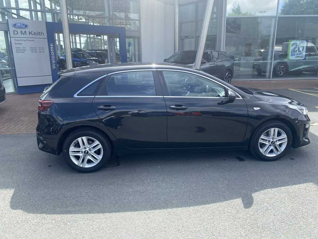 Kia Ceed 1.6 Crdi 48V Isg 2 Nav YH71VCJ Black #3