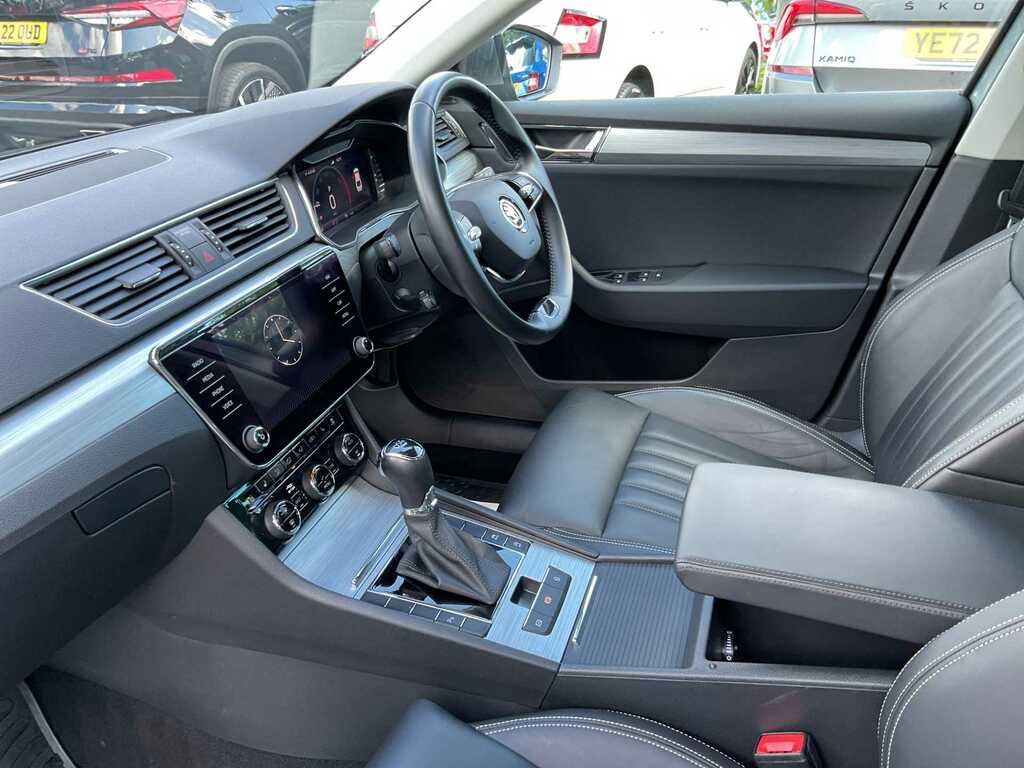Skoda Superb 1.5 Tsi Se Technology Dsg Grey #2