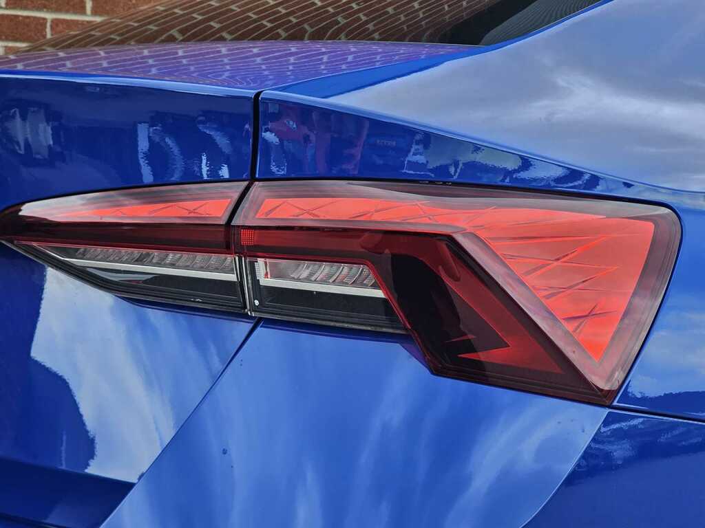Skoda Octavia 1.5 Tsi Se L Blue #5