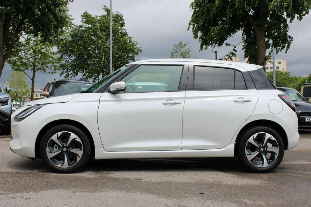 Suzuki Swift 1.2 Mild Hybrid Ultra MM26VZA White #3