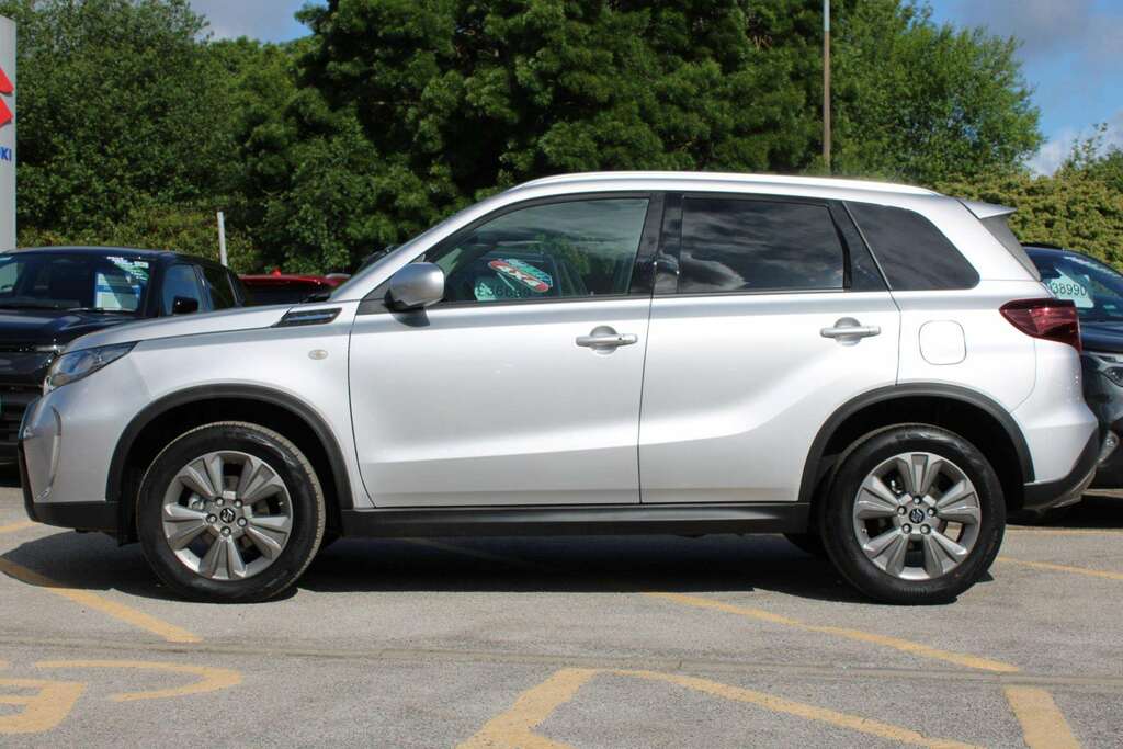 Suzuki Vitara 1.4 Boosterjet Mhev 109 Motion Silver #4