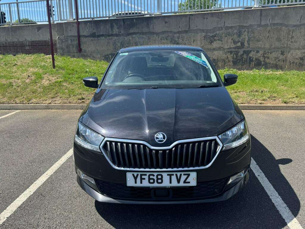 Skoda Fabia 1.0 Mpi 75 Se L YF68TVZ Black #2