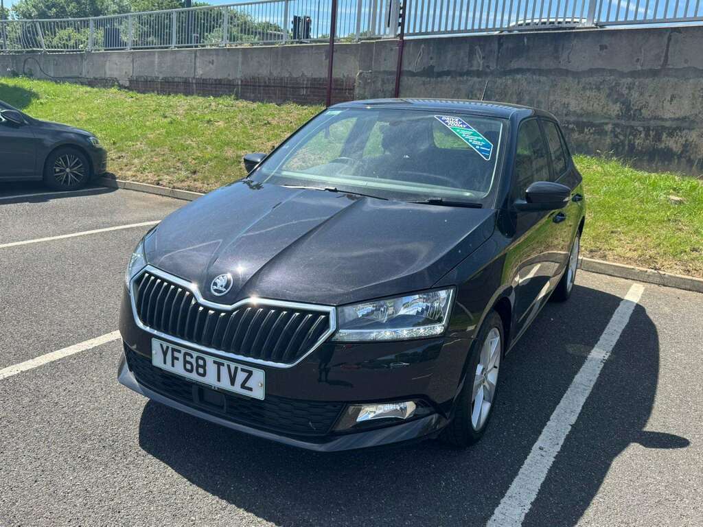 Skoda Fabia 1.0 Mpi 75 Se L YF68TVZ Black #4