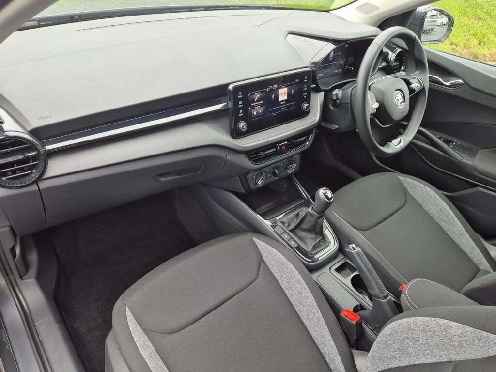 Skoda Fabia 1.0 Tsi 116 Se Comfort YG74XMB Grey #2