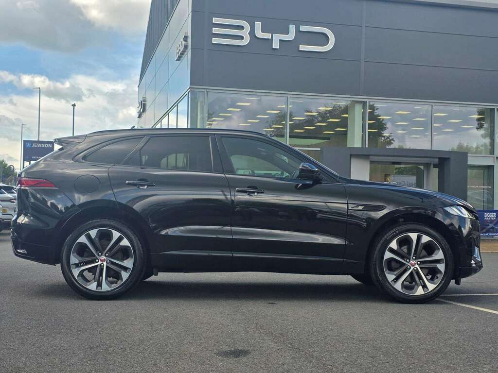Jaguar F-Pace 2.0 D200 R-dynamic Hse Awd YC22HKM Black #4