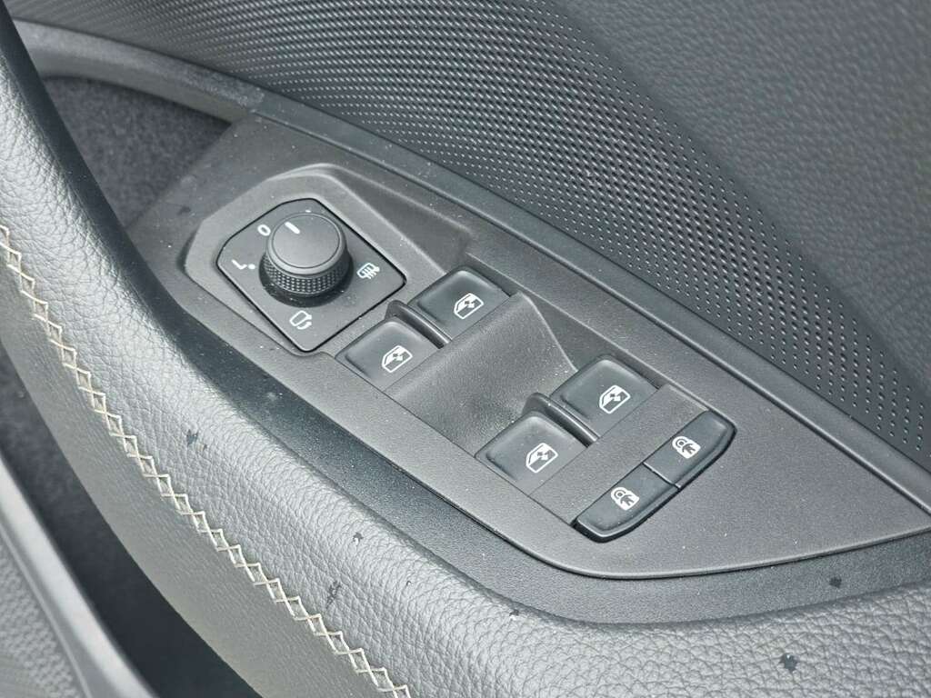 Skoda Kodiaq 2.0 Tdi Se L Dsg 7 Seat YG75XPF Black #3