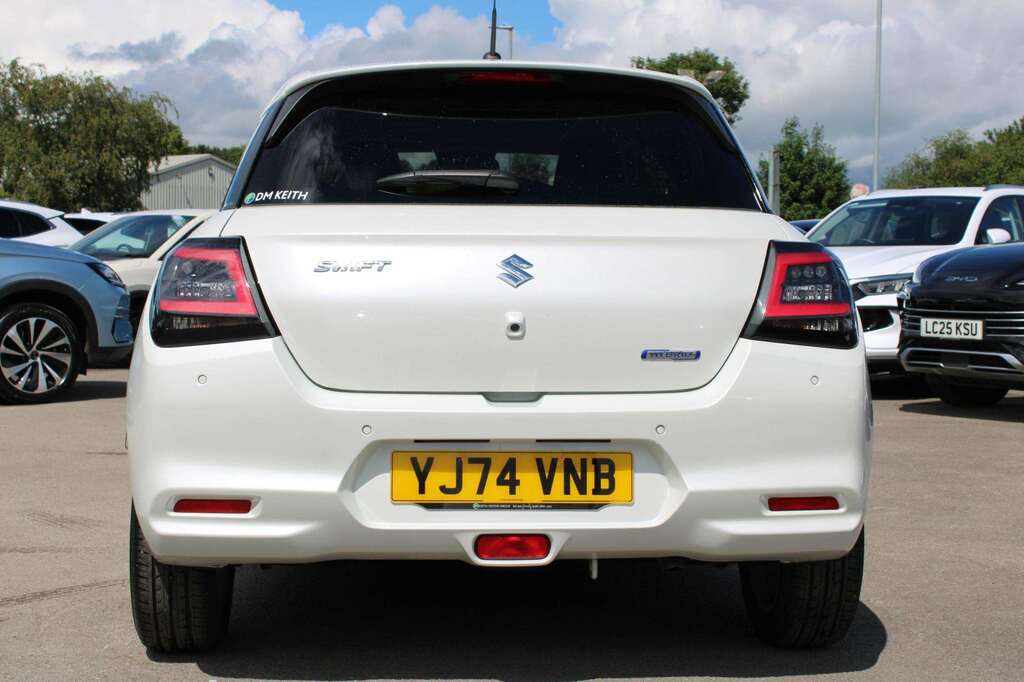Suzuki Swift 1.2 Mild Hybrid Motion YJ74VNB White #6