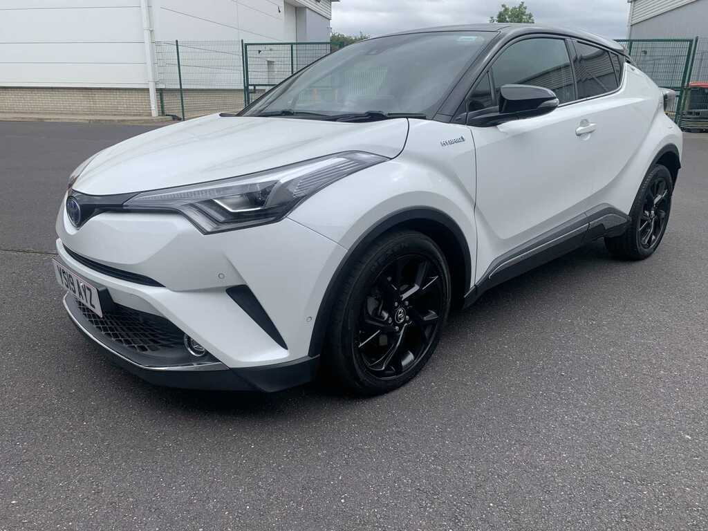 Toyota C-Hr Dynamic Hev Cvt YS19AYZ White #3