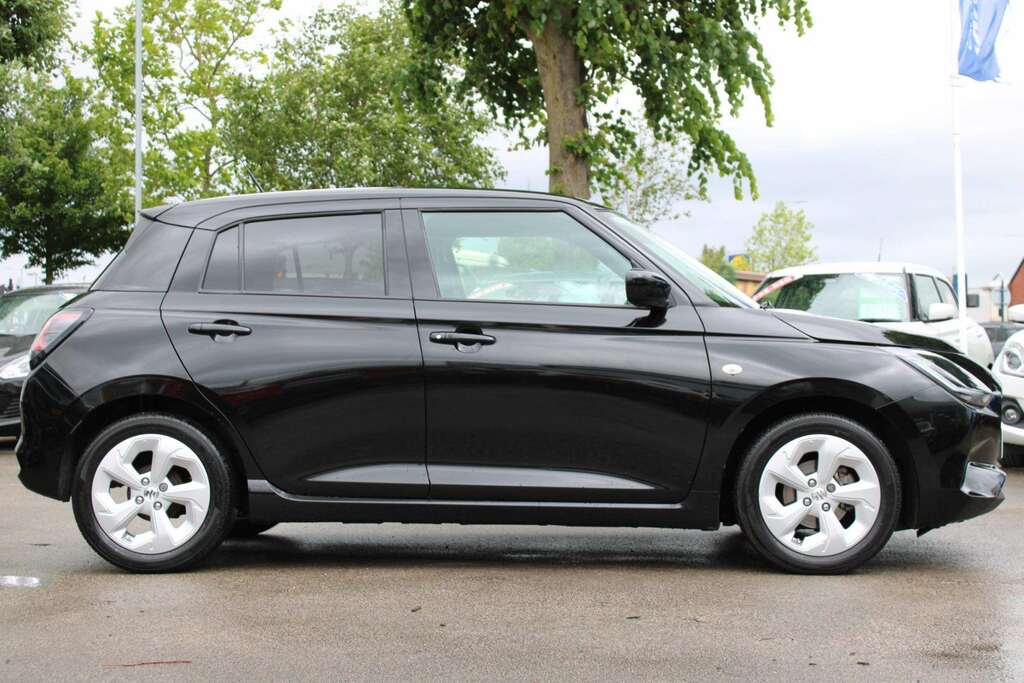 Suzuki Swift 1.2 Mild Hybrid Motion PO24VWW Black #3