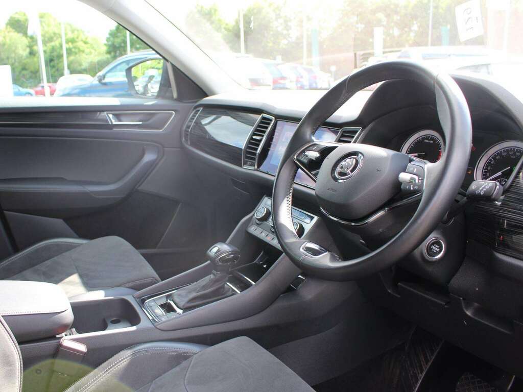Skoda Kodiaq 1.5 Tsi Se L Dsg 7 Seat PY70FFS Black #6