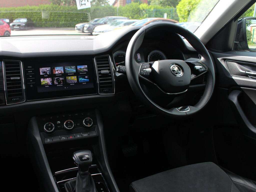 Skoda Kodiaq 1.5 Tsi Se L Dsg 7 Seat PY70FFS Black #2