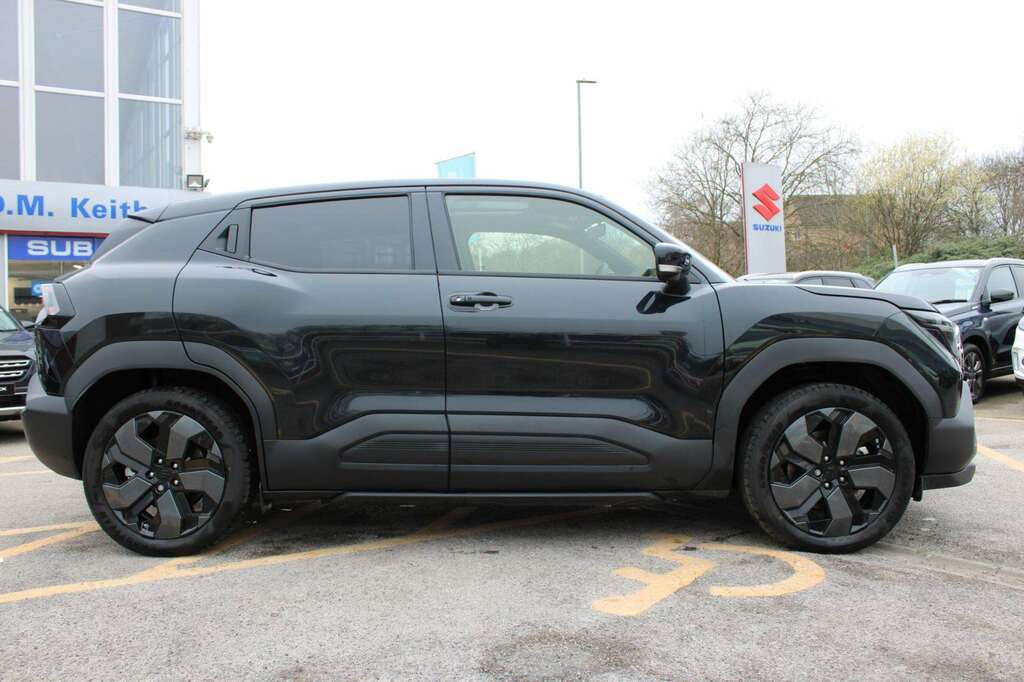 Suzuki Vitara 128Kw Ultra 61Kwh Black #4