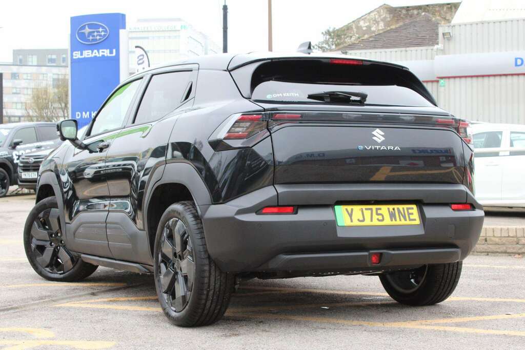 Suzuki Vitara 128Kw Ultra 61Kwh Black #5