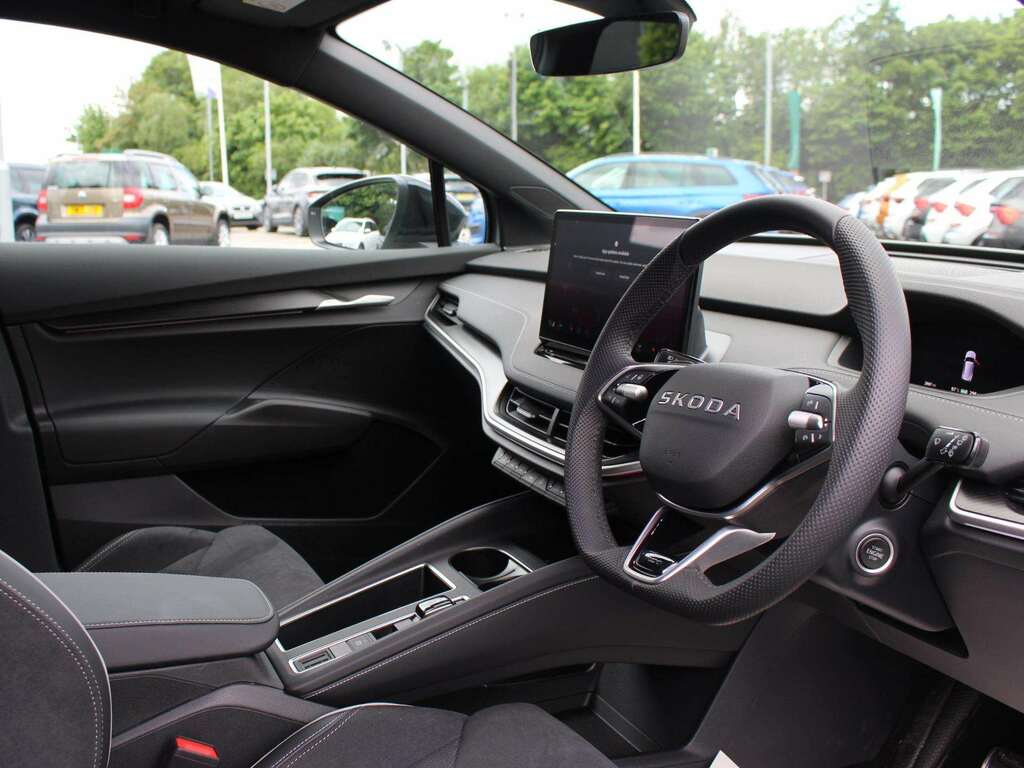 Skoda Elroq 210Kw 85 Sportline 82Kwh Green #6