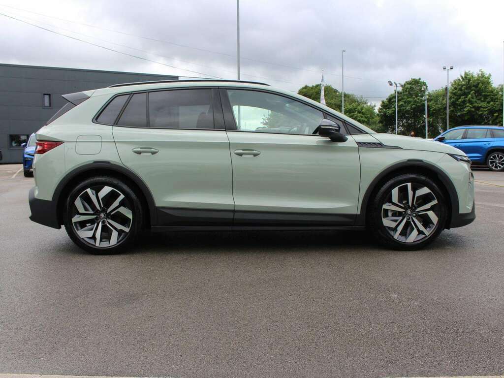Skoda Elroq 210Kw 85 Sportline 82Kwh Green #4