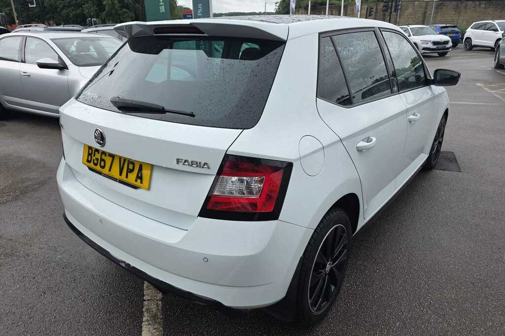 Skoda Fabia 1.0 Tsi 110 Monte Carlo White #4