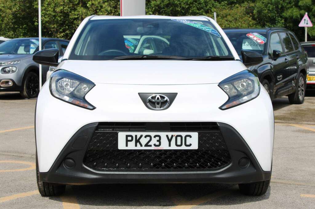 Toyota Aygo X X Pure Vvt-i PK23YOC White #2