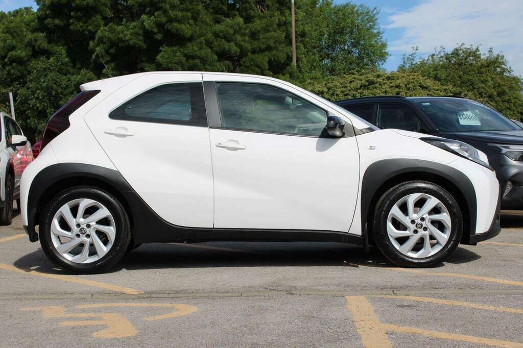 Toyota Aygo X X Pure Vvt-i PK23YOC White #3