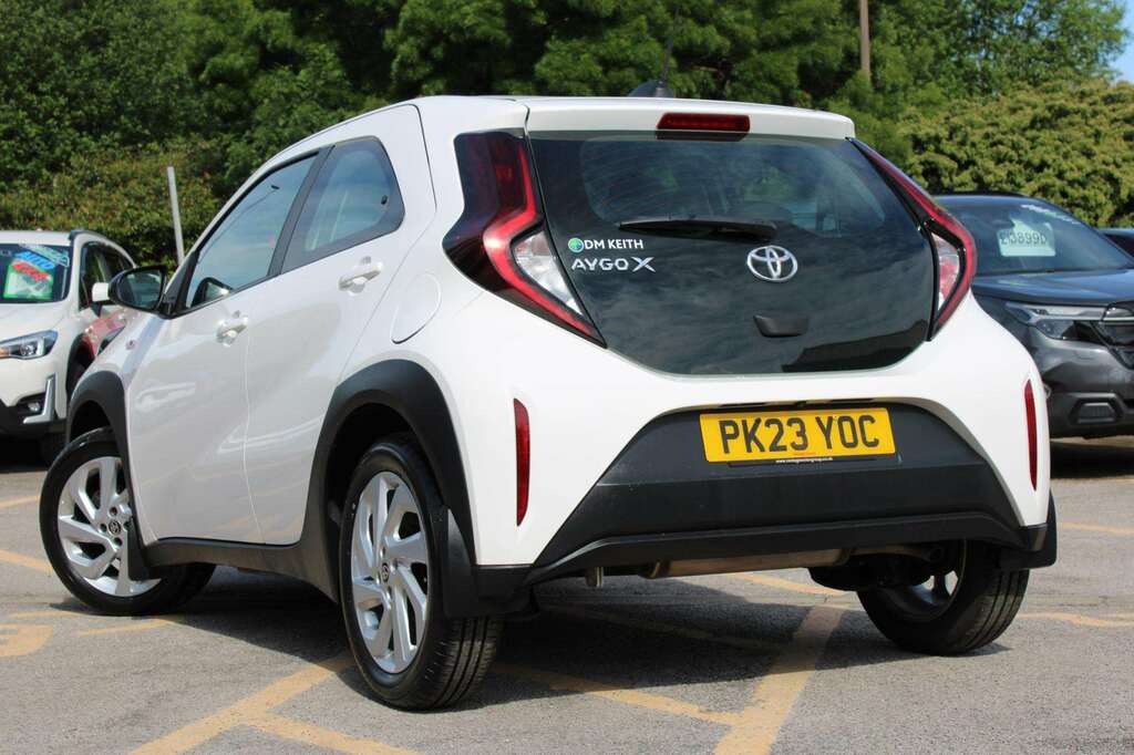 Toyota Aygo X X Pure Vvt-i PK23YOC White #5