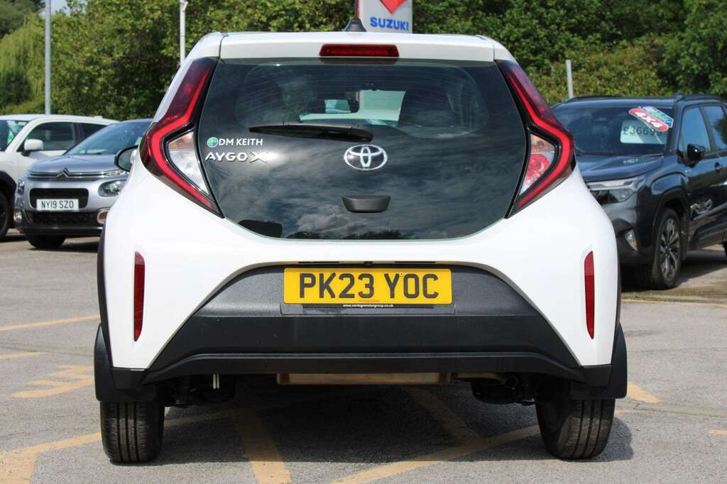 Toyota Aygo X X Pure Vvt-i PK23YOC White #6