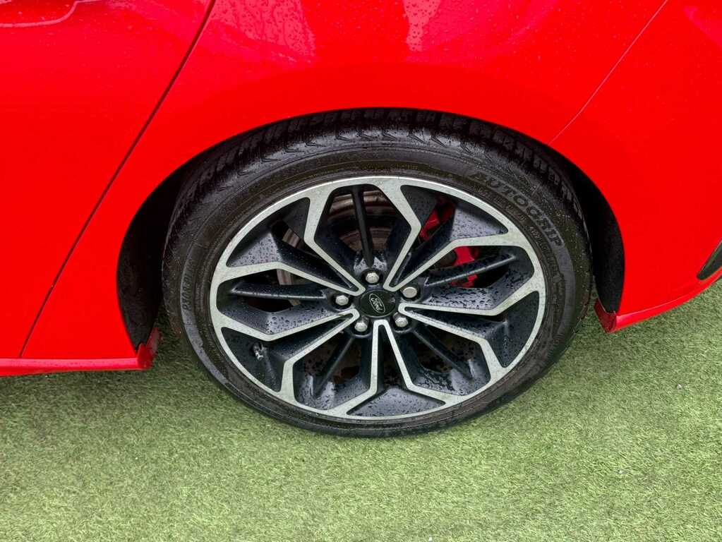 Ford Focus 1.0T Ecoboost St-line X Hatchback Manua Red #5