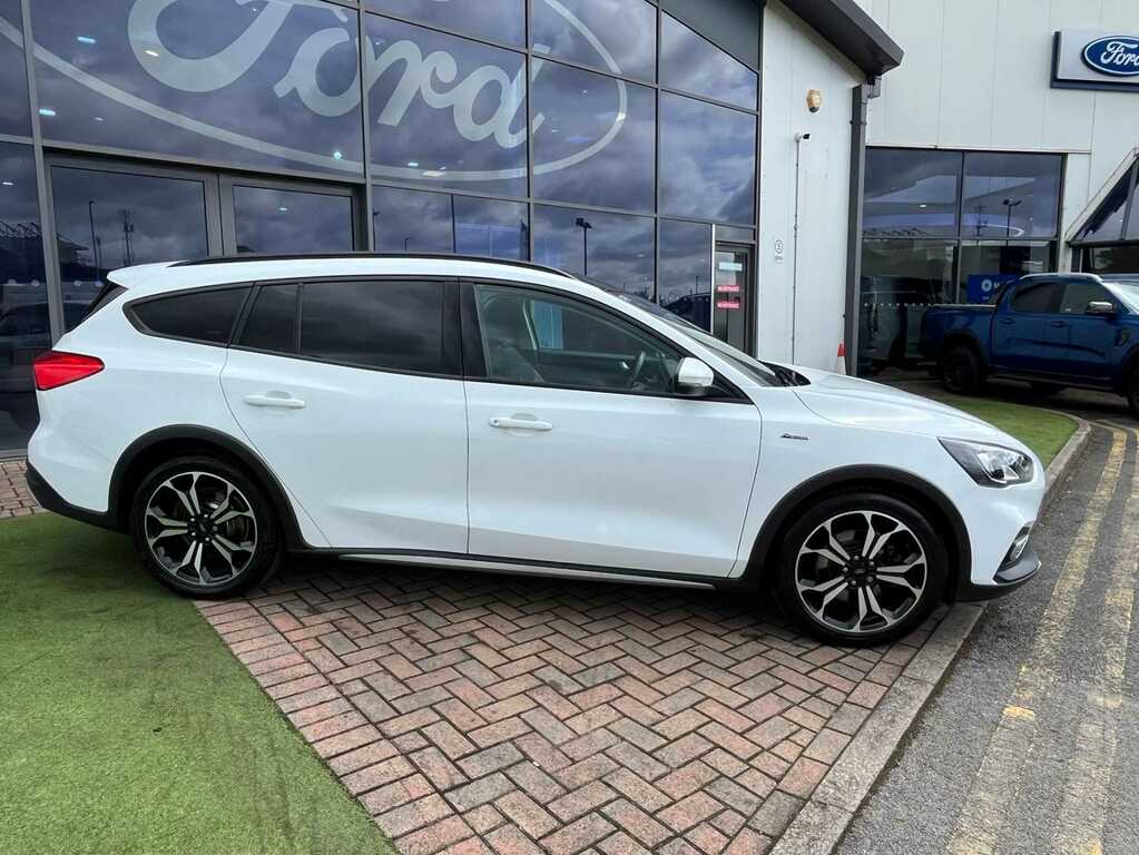 Ford Focus 1.0 Ecoboost 125 Active X FJ70OYD White #2