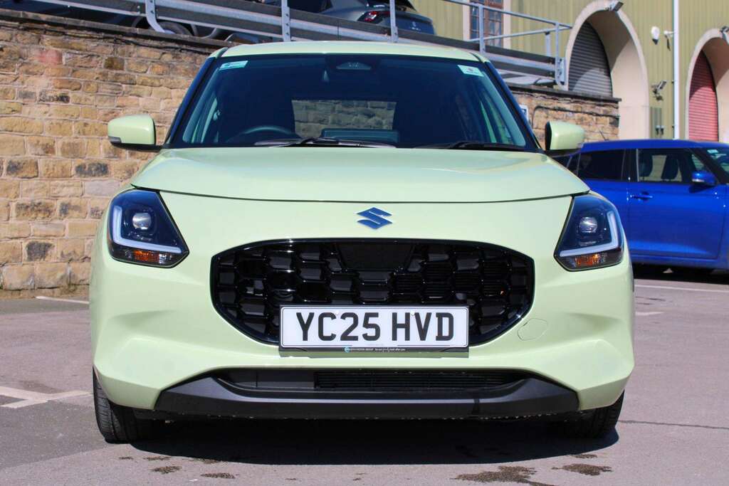 Suzuki Swift 1.2 Mhev Ultra Hatchback Hybrid Yellow #2